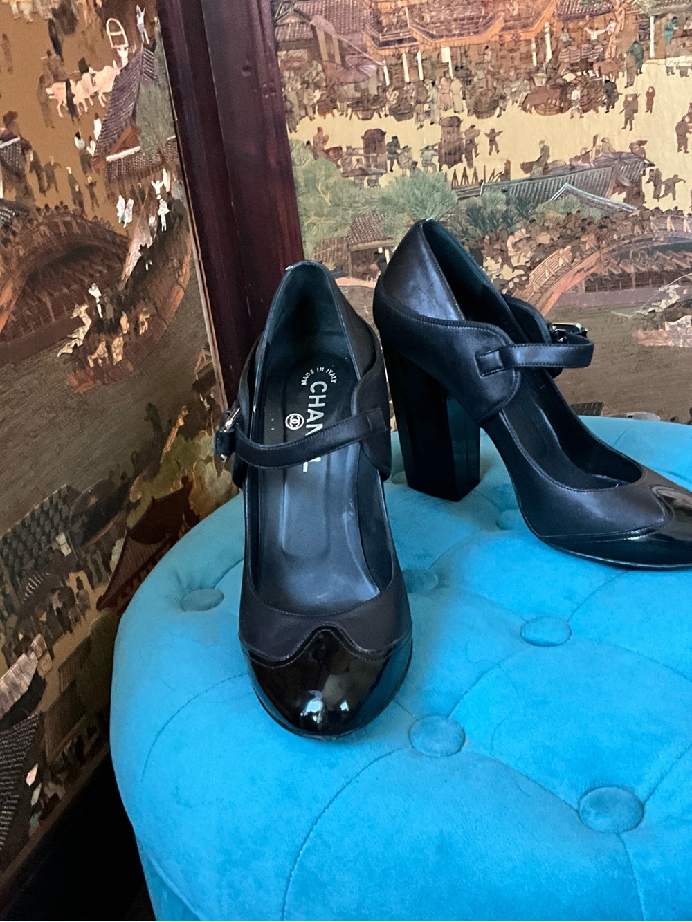 CHANEL Black Patent & Leather Mary Jane Pumps - Picture 3 of 8